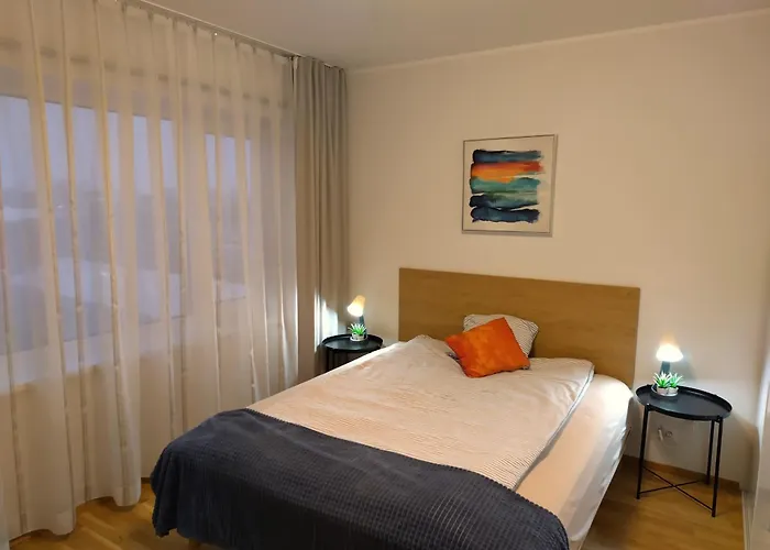 Haraka Apartment With Sunset Balcony